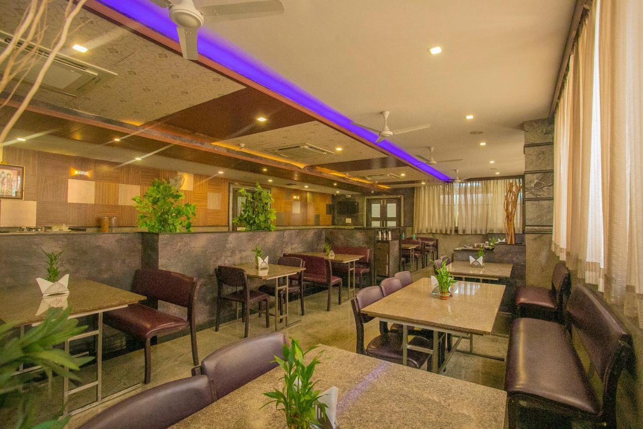 Myspace Hotels Silverstar Бенґалуру Екстер'єр фото