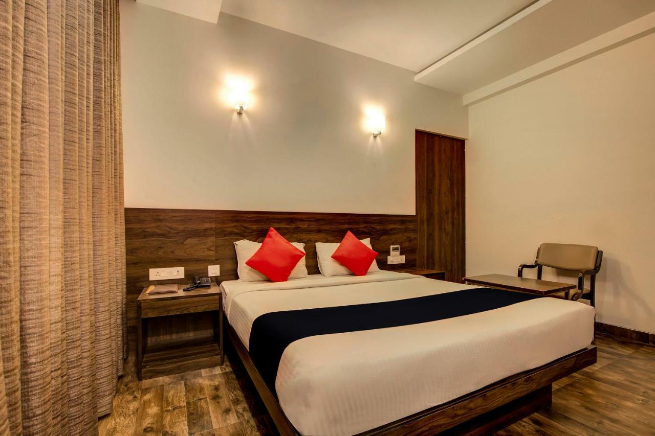 Myspace Hotels Silverstar Бенґалуру Номер фото